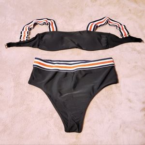 Bikini Swimsuit Set (in navy w/red + white)♡